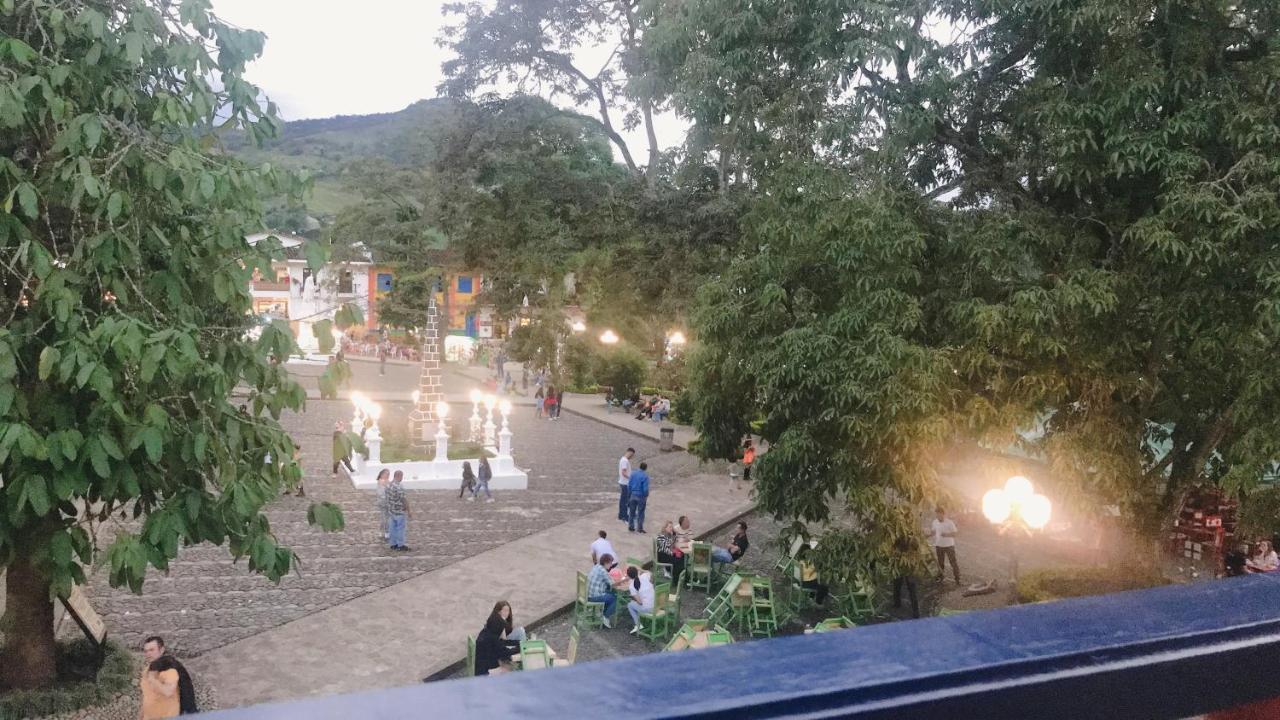 Hospedaje Casa Rosa 贾丁 外观 照片